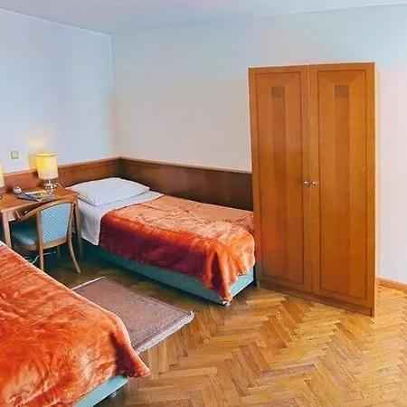 Sipa - Comfort Two Bedroom With Balcony And Sea View B * 두브로브니크