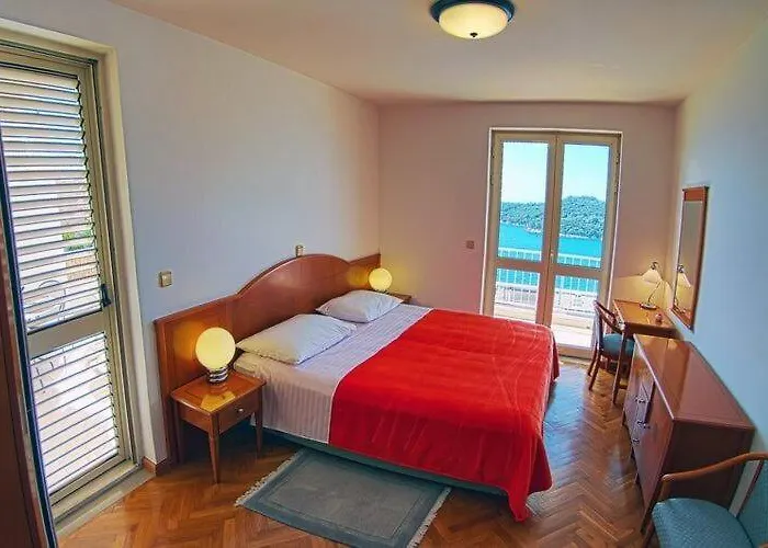 Sipa - Comfort Two Bedroom With Balcony And Sea View B