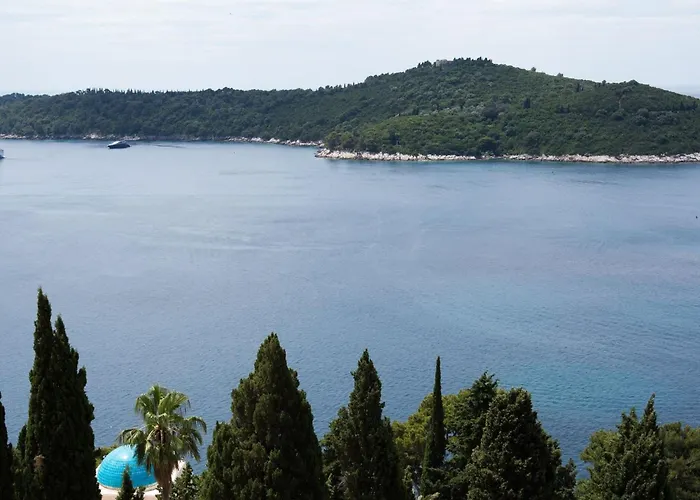 Sipa - Comfort Two Bedroom With Balcony And Sea View B 아파트 *